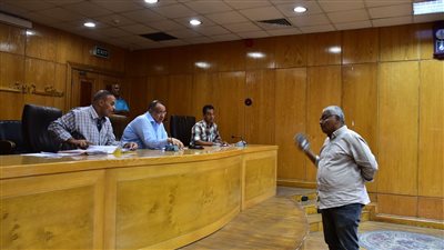 سكرتير المحافظة يناقش شكاوى المواطنين فى لقاء اليوم المفتوح بالأقصر