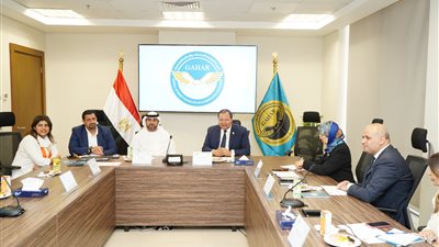 رئيس الرقابة الصحية يستقبل وفد شركة “داتا فلو” الإماراتية 