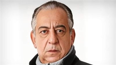 مهرجان القاهرة الدولي للمسرح التجريبي يكرم اسم الراحل أحمد راتب بحفل الختام 