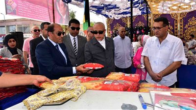 محافظ الأقصر يفتتح معرض «أهلًا مدارس» لتوفير الأدوات المدرسية بأسعار مخفضة (صور)