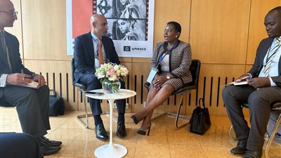 وزير التعليم يلتقى بالسكرتيرة الدائمة لوزارة التعليم بزامبيا لبحث أوجه التعاون والاستفادة من التجربة المصرية فى تطوير التعليم قبل الجامعي