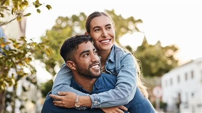 هل يؤثر ترتيبك في الأسرة على العلاقة العاطفية والزواج؟