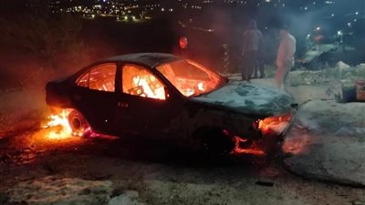 مصادر أمنية: مستوطنون يحرقون مركبة فلسطينية في رام الله