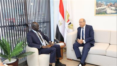  وزير الطيران يلتقي بنظيره بجنوب السودان ضمن فاعليات معرض مصر الدولي للطيران 