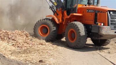 رفع أطنان من المخلفات والأتربة بحملة نظافة شمال الأقصر 