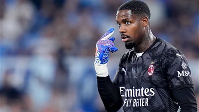 ميلان يخطط لتمديد تعاقد ماينان وزيادة راتبه لإغرائه بالتجديد