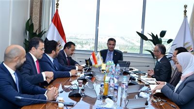 وزير التموين يطلع على الفرص التمويلية المتاحة من بنك أبوظبي الأول مصر