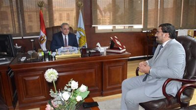 تفاصيل لقاء محافظ الغربية بمدير فرع هيئة التأمين الصحي الجديد