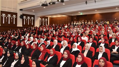 محافظ الاسكندرية يشهد حفل استقبال بكلية الهندسة ل٧٧٢ من المعلمين الجدد 