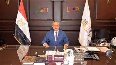 محافظ الأقصر يعلن التعاقد مع 299 معلم مساعد لسد العجز بالمدارس