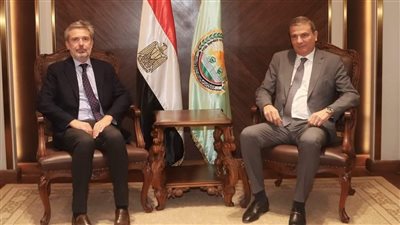 وزير الزراعة والسفير الإيطالي بالقاهرة يبحثان التعاون في التصنيع والتقاوى والبذور 
