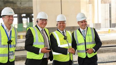 رئيس ألمانيا يتفقد محطة العاصمة بمشروع الخط الأول من شبكة القطار الكهربائي السريع