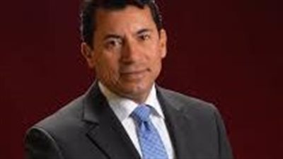 وزير الشباب والرياضة يتفقد مركز شباب التنمية البشرية في 6 أكتوبر