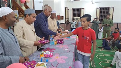 أوقاف الأقصر تكرم 100 طالبًا من حفظ القرآن الكريم (صور)