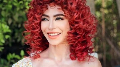 دوللي شاهين تنتهي من تسجيل أغنيتها الجديدة 