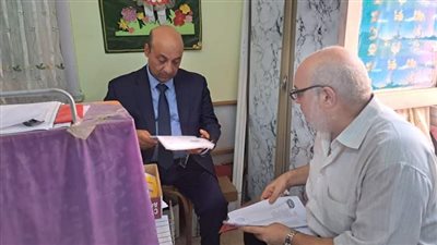 جولة تفقدية مفاجئة لنائب وزير التعليم لعدد من المدارس للاطمئنان على استعدادها الدراسة(صور)