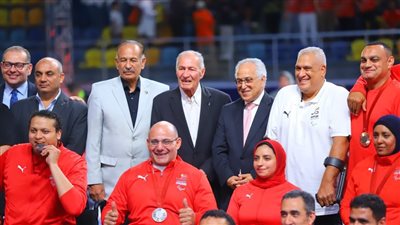 رئيس اللجنة البارالمبية يشيد بأداء منتخب مصر للكراسي بعد الفوز على تشيلي