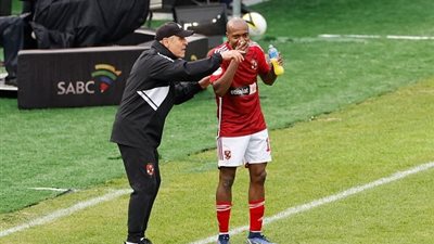 تقارير.. الأهلي وكولر يتخذان قرارا جديدا بشأن بيرسي تاو