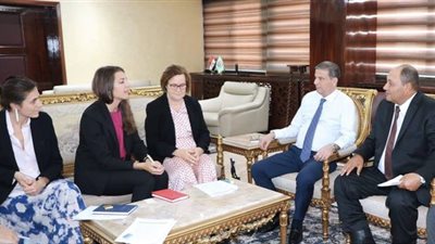 تفاصيل لقاء وزير الزراعة مع المديرة الإقليمية للوكالة الفرنسية