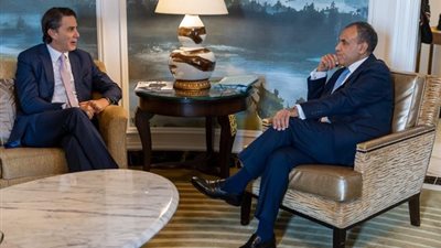 وزير الخارجية يؤكد على أهمية مواصلة الجهود لاحتواء التصعيد في جنوب لبنان