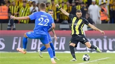 قمة بين الهلال واتحاد جدة في الدوري السعودي 