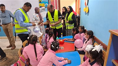 انتظام طلاب المدارس مع بداية العام الدراسي الجديد بالأقصر (صور)