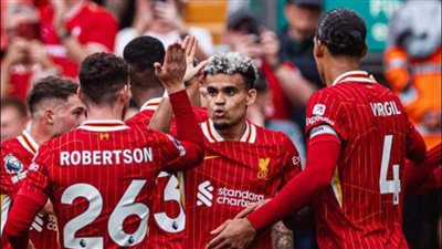 صلاح يقود ليفربول لصدارة الدوري الإنجليزي بفوز كاسح على بورنموث 