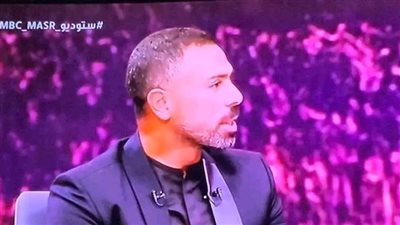 أحمد فتحى يعلن الاعتزال على الهواء 