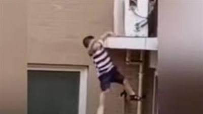 تفاصيل مصرع نجل مطرب مهرجانات شهير بطريقة مأساوية بالمنيرة