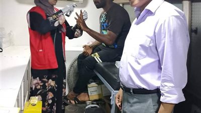 وكيل صحة الأقصر يتفقد العيادات المتنقلة ضمن مبادرة 100 يوم صحة 