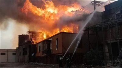 مدير أمن الجيزة يصل موقع حريق مدينة الإنتاج الإعلامي