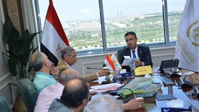 وزير التموين يوجّه بسرعة البت فى طلبات أعضاء مجلسى النواب والشيوخ