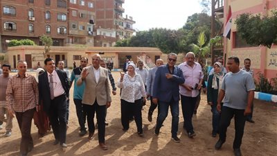 محافظ القليوبية يتفقد عددا من المعاهد الأزهرية والمدارس.. صور