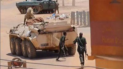 المرصد السوري: انسحاب المدرعات الروسية من دمشق وريفها