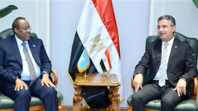 وزير التموين وسفير الصومال يبحثان التعاون المشترك بالمجال الاقتصادي