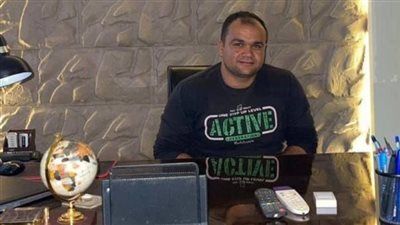 محافظ أسوان يقدم واجب العزاء لمدير الأمن في استشهاد ضابط شرطة 