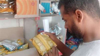 إعدام 90 كيلو أغذية تالفة خلال حملة بالأقصر 