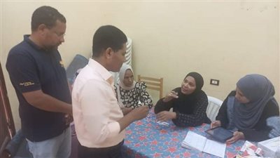 وكيل صحة الأقصر يتفقد سير أعمال الفرق الطبية المتحركة بالمحافظة (صور)