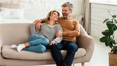 هذا ما يحدث للنساء أثناء انقطاع الطمث.. كيف تتعامل معها؟