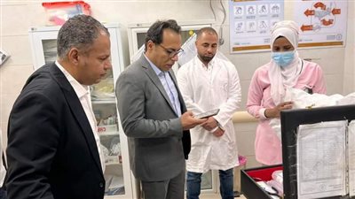 مشرف هيئة الرعاية يتفقد المنشآت الصحية بالأقصر (صور)