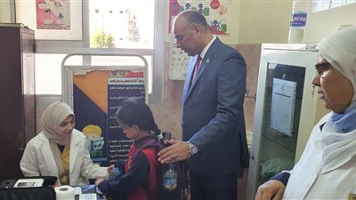 مدير «تعليم المنوفية» يتابع انتظام العملية التعليمية بمدارس إدارة قويسنا التعليمية