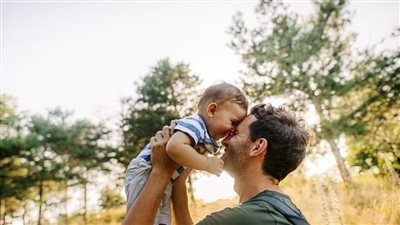 الآباء أم الأمهات أيهما لديه أفضل حاسة شم؟!