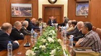 محافظ بورسعيد يستقبل مجلس إدارة غرفة الملاحة لبحث سُبل التعاون