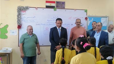 مدير تعليم الجيزة يتفقد عددا من المدارس بإدارة الهرم التعليمية (صور)
