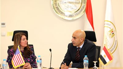  وزير التعليم يستقبل السفيرة الأمريكية لتطوير مناهج العلوم والرياضيات بالثانوية