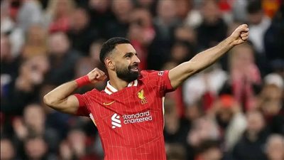 أبرزهم صلاح.. ثلاثي نجوم ليفربول قد يرحلون مجانا بانتهاء عقودهم