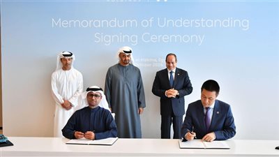 الرئيس السيسي وبن زايد يشهدان إطلاق مشروع رأس الحكمة التنموي