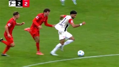 مرموش ينقذ أينتراخت فرانكفورت من السقوط القاتل امام بايرن ميونخ 