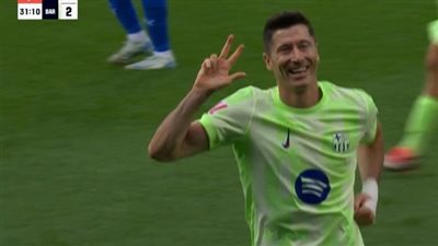 هاتريك ليفاندوفسكي يقود برشلونة لإستعادة ذاكرة الإنتصارات 