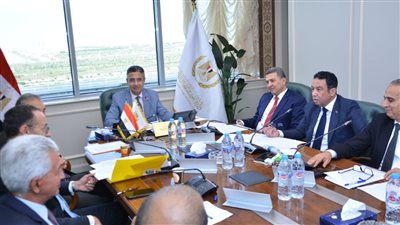 وزير التموين يتابع إجراءات ضبط منظومة تداول السلع الاستراتيجية